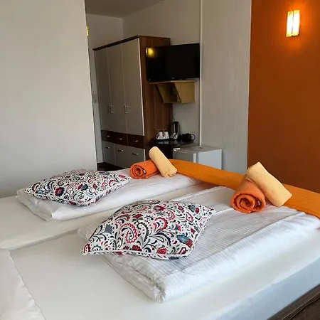 Filoxenia Hotel 3*