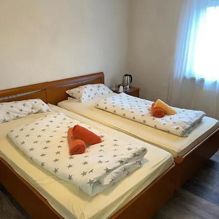 Filoxenia 酒店 布特亚丁根